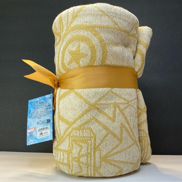 Disney Parks Marvel Avengers Gold Throw Blanket - Picture 4 of 10